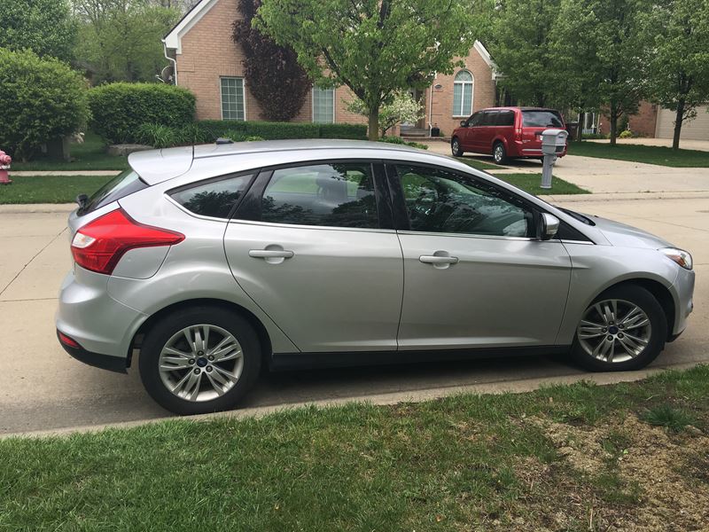 2012 Ford Focus for sale by owner in Utica