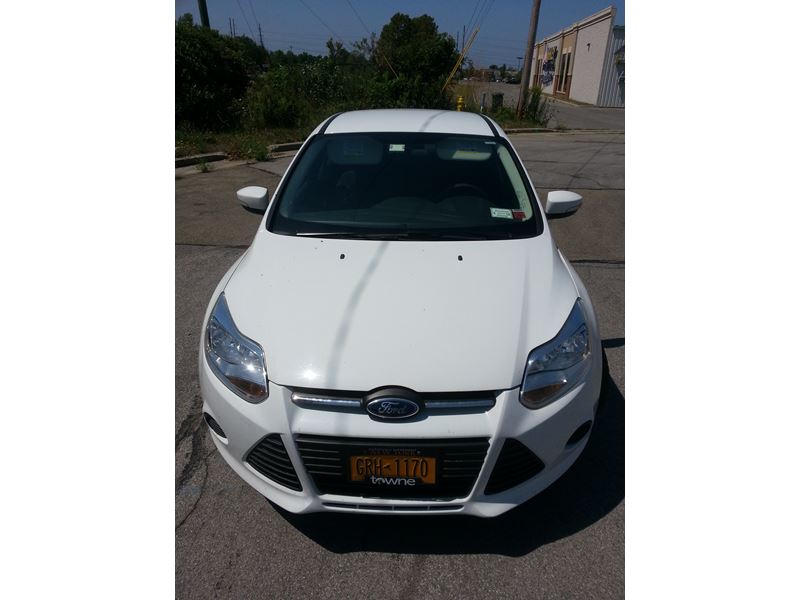 2013 Ford Focus for sale by owner in Orchard Park