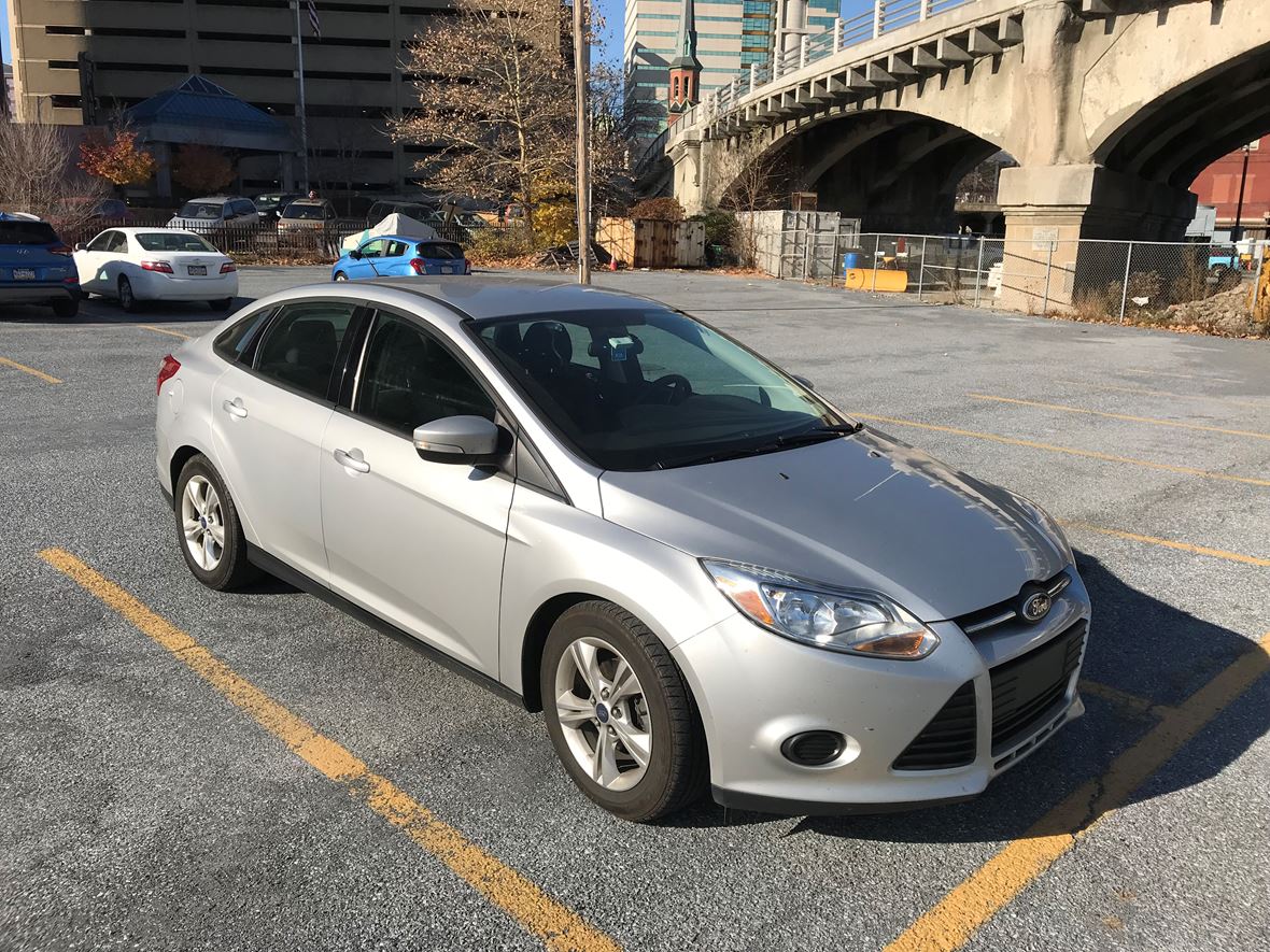 2014 Ford Focus for sale by owner in Harrisburg