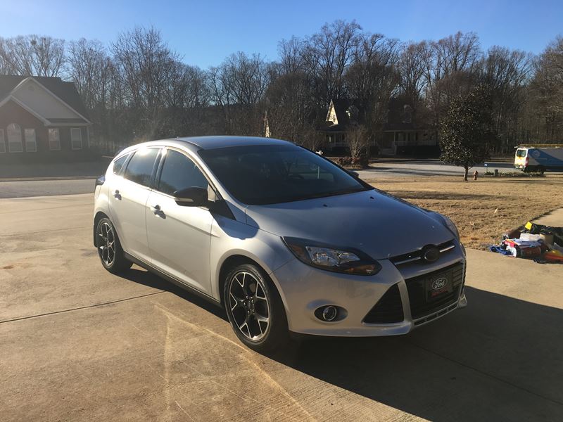 2013 Ford Focus Se for sale by owner in Winder