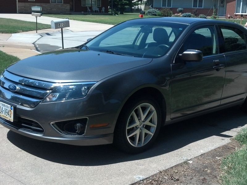 2010 Ford Fusion for sale by owner in HASTINGS