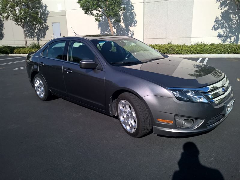 2010 Ford Fusion for sale by owner in BLOOMINGTON
