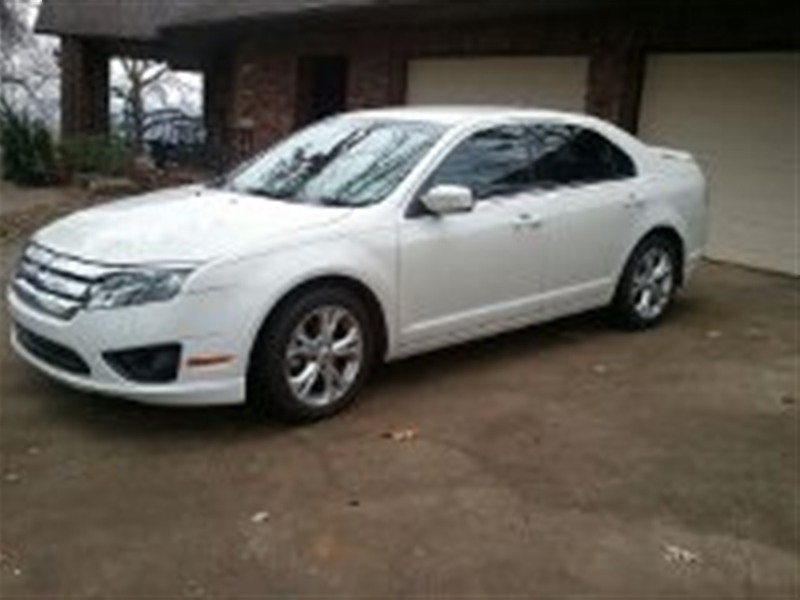 2012 Ford Fusion for sale by owner in HOLLISTER