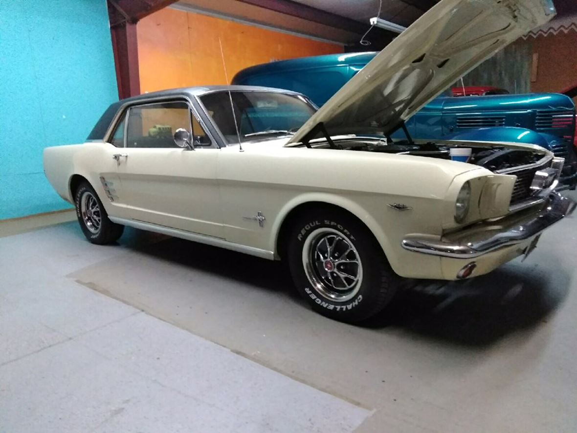 1966 Ford Mustang for sale by owner in Knoxville