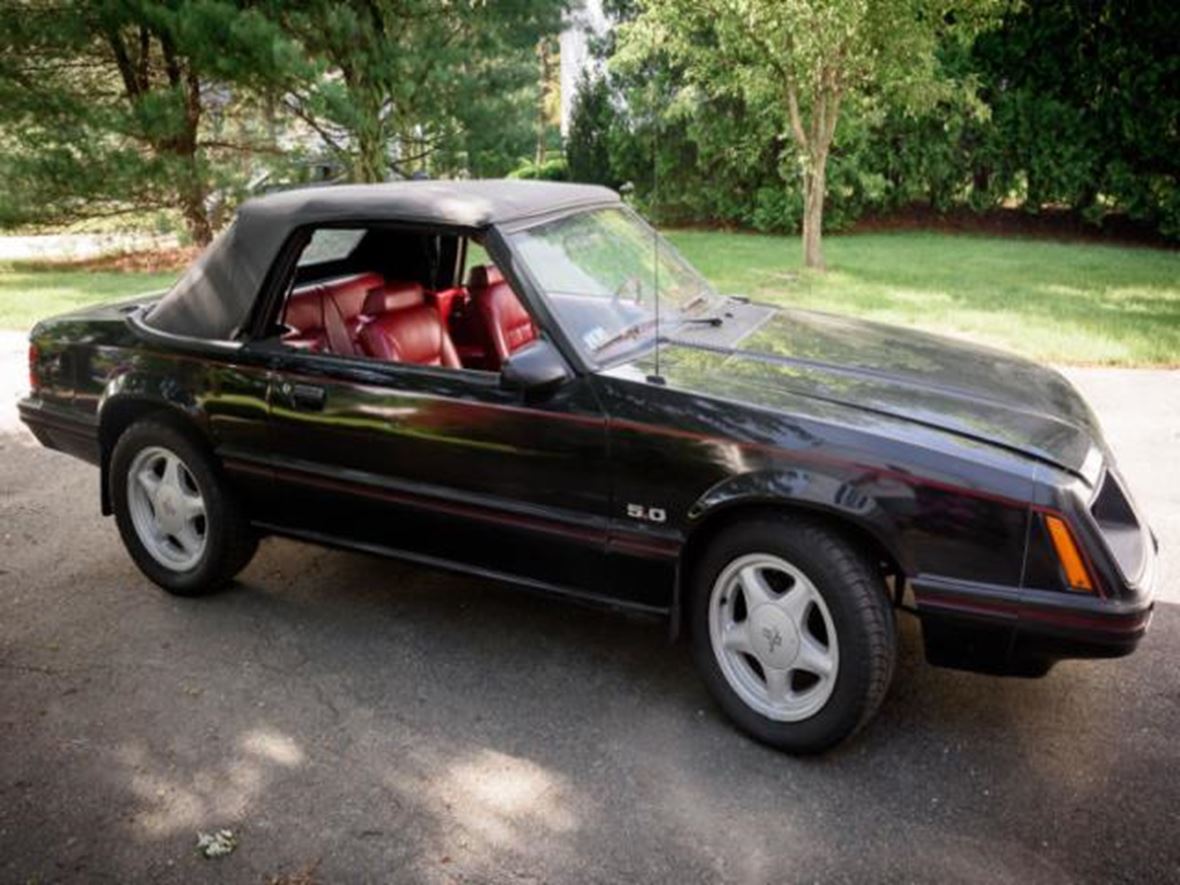 1983 Ford Mustang for sale by owner in Clinton