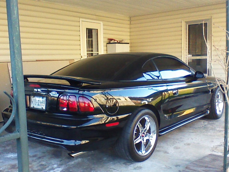 1998 Ford Mustang for sale by owner in RICHLANDS