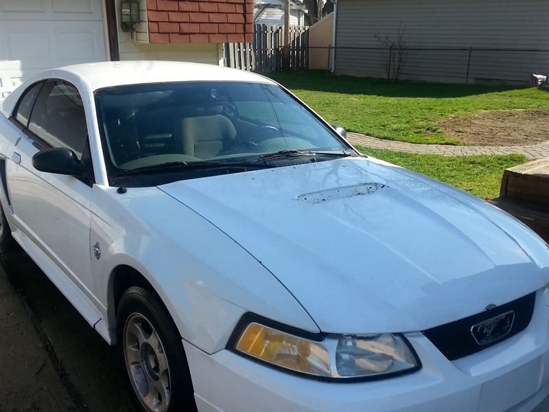 2000 Ford Mustang for sale by owner in WARREN
