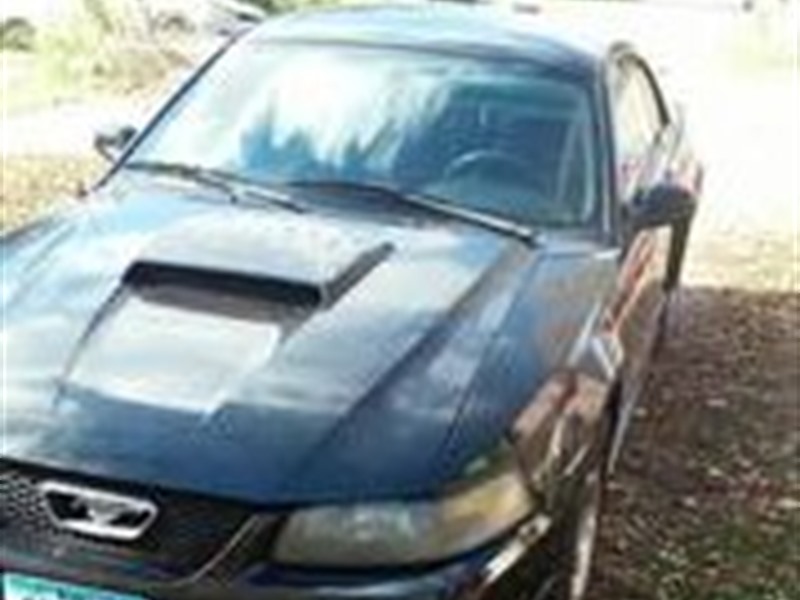 2001 Ford Mustang for sale by owner in MAQUOKETA