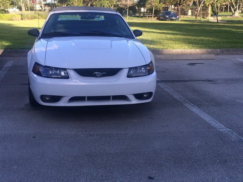 2001 Ford Mustang for sale by owner in FORT LAUDERDALE