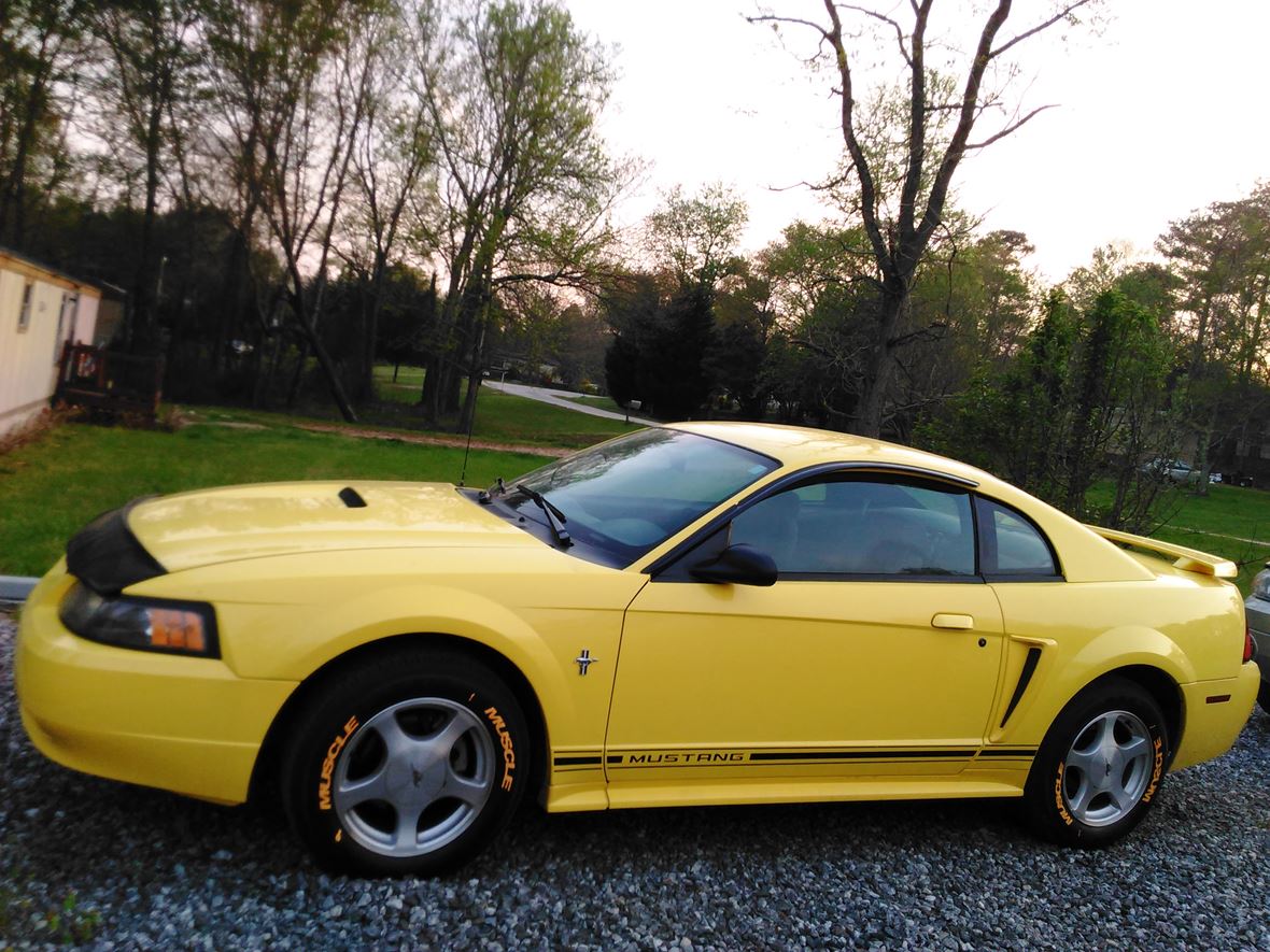 2001 Ford Mustang for sale by owner in Lincolnton