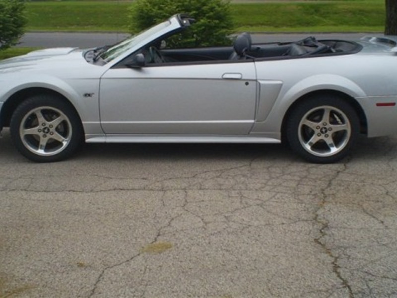 2003 Ford mustang for sale by owner in LOUISVILLE
