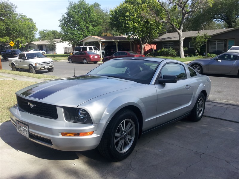 2005 Ford Mustang for sale by owner in SAN ANTONIO