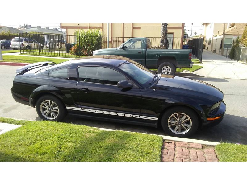 2005 Ford Mustang for sale by owner in Torrance