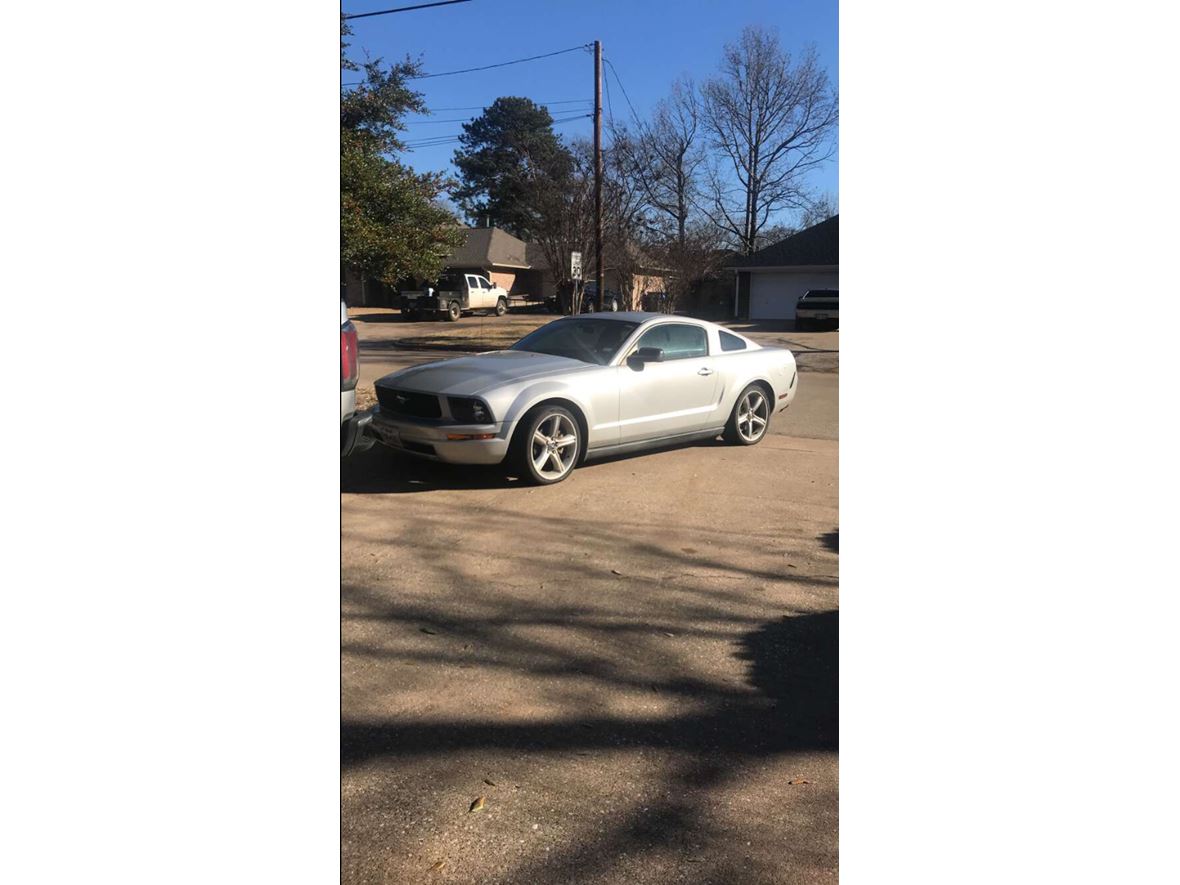 2005 Ford Mustang for sale by owner in Lufkin