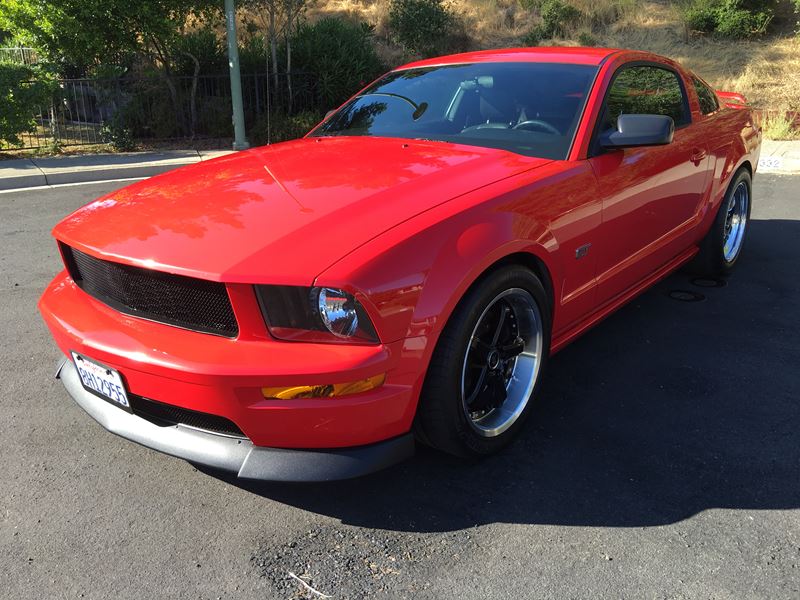 2006 Ford Mustang for sale by owner in Oakland