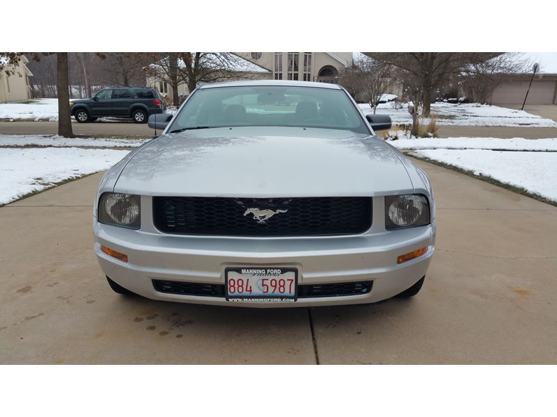 2006 Ford Mustang for sale by owner in Dekalb