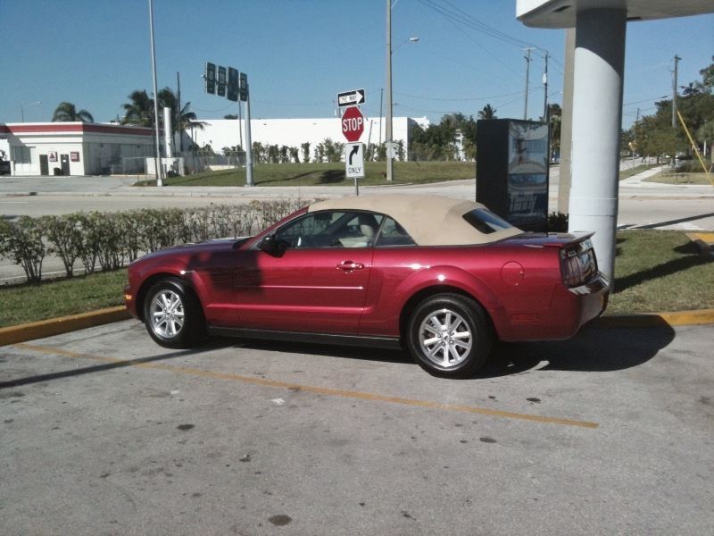 2007 Ford Mustang for sale by owner in FORT LAUDERDALE