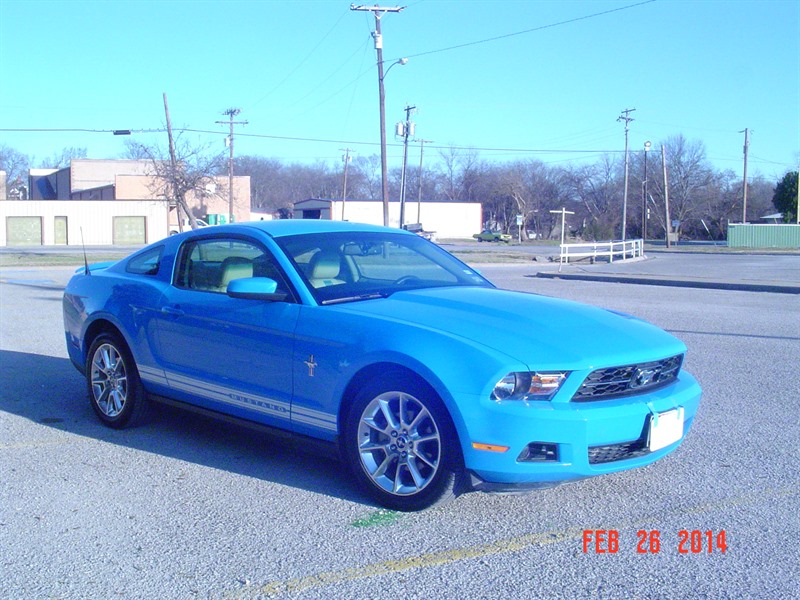 2010 Ford Mustang for sale by owner in GAINESVILLE
