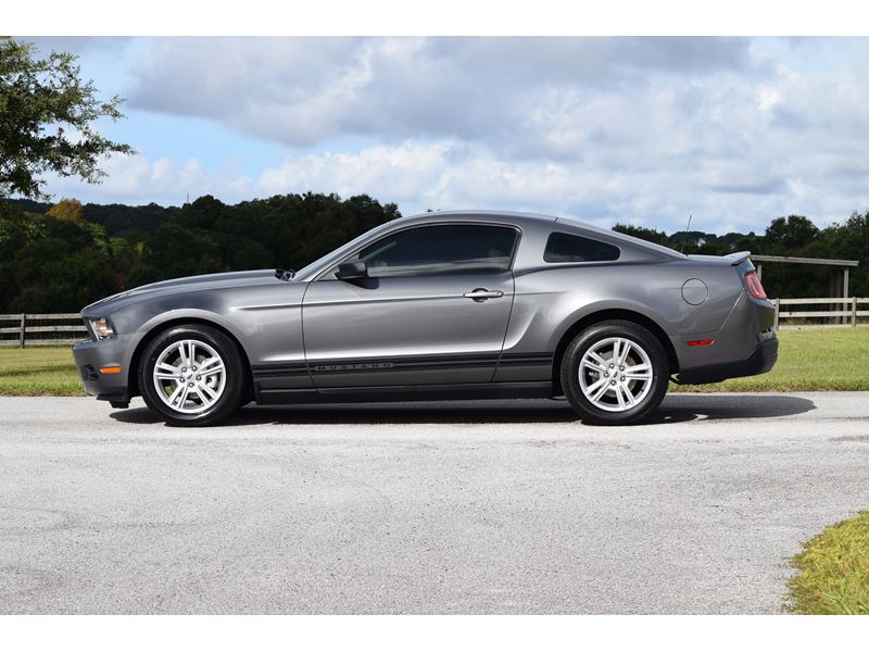 2010 Ford Mustang for sale by owner in EUSTIS