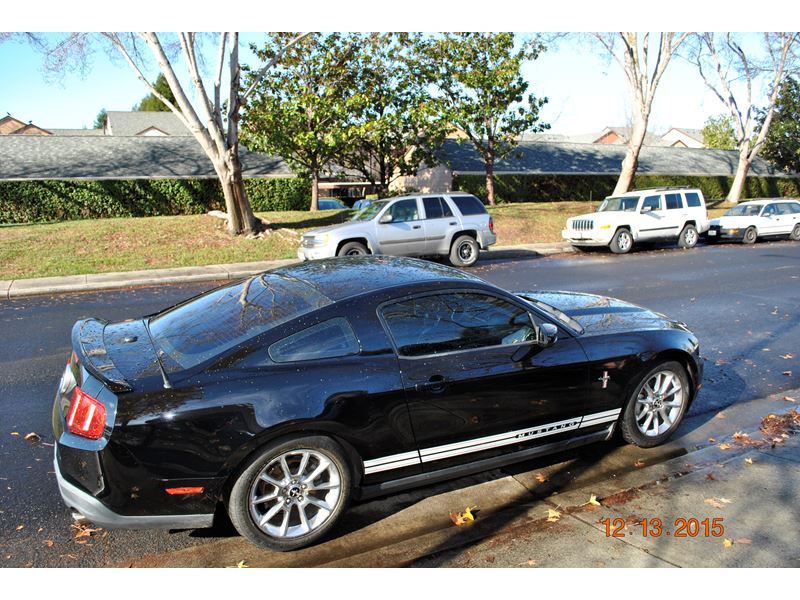 2010 Ford Mustang for sale by owner in ROHNERT PARK