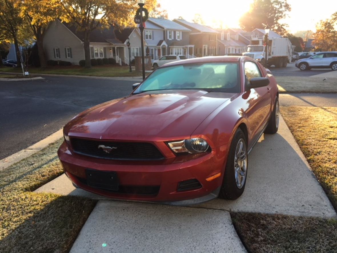 2011 Ford Mustang for sale by owner in Goldsboro