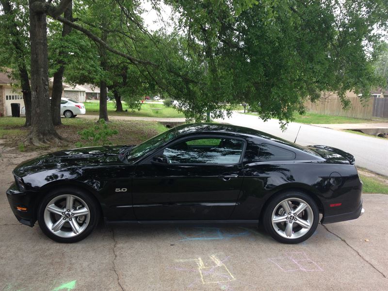 2012 Ford Mustang for sale by owner in BAYTOWN