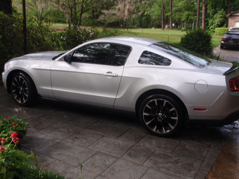 2012 Ford Mustang for sale by owner in Tallahassee