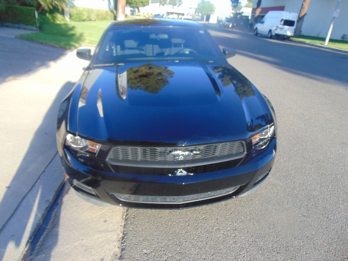 2012 Ford Mustang for sale by owner in Orange