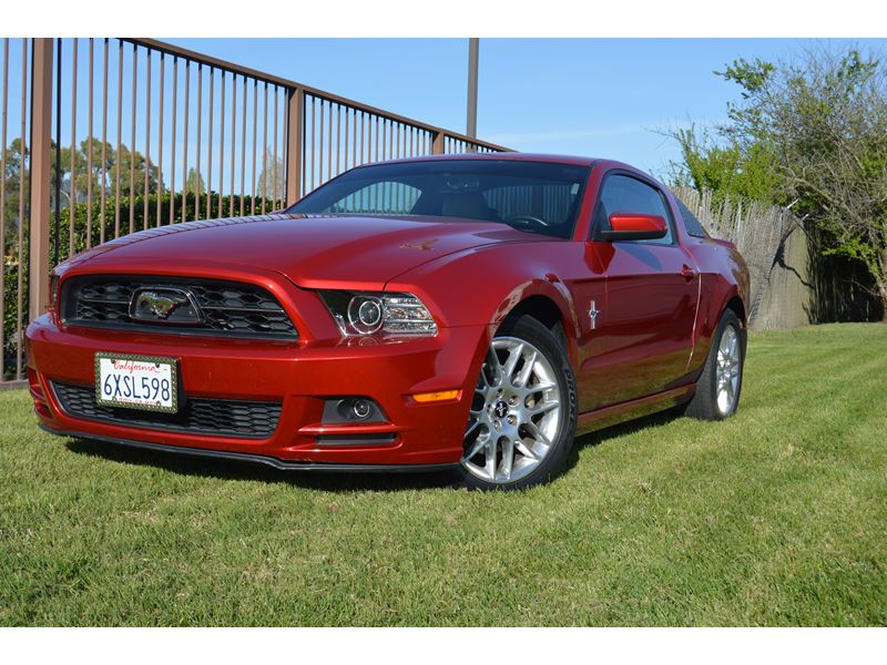 2013 Ford Mustang for sale by owner in Santa Rosa
