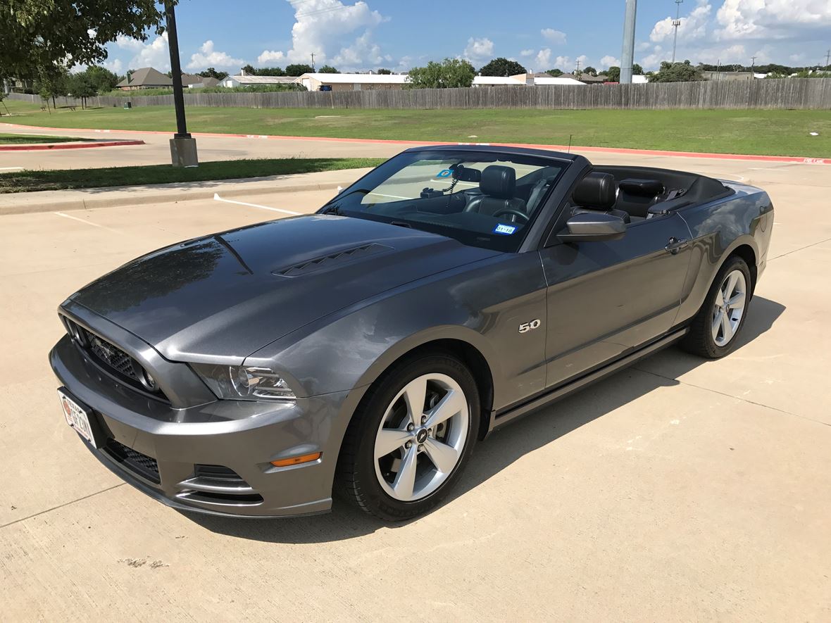 2013 Ford Mustang for sale by owner in Keller