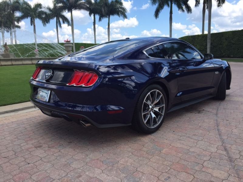 2015 Ford Mustang for sale by owner in Fort Myers