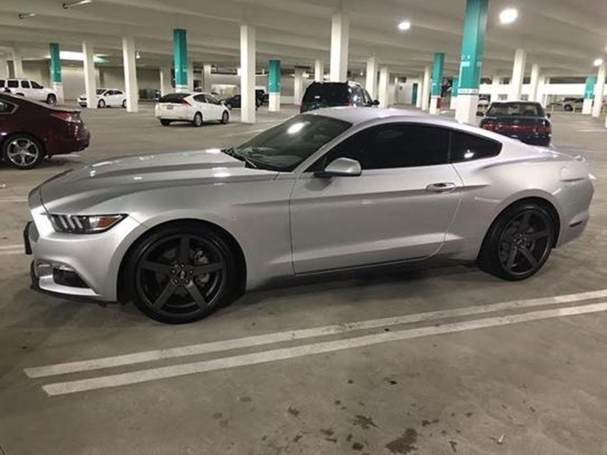 2015 Ford Mustang for sale by owner in Redondo Beach