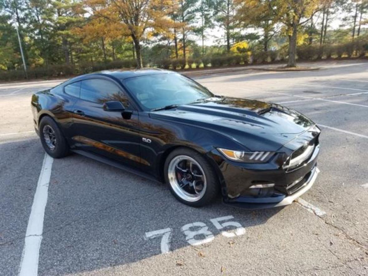 2015 Ford Mustang for sale by owner in Concordia