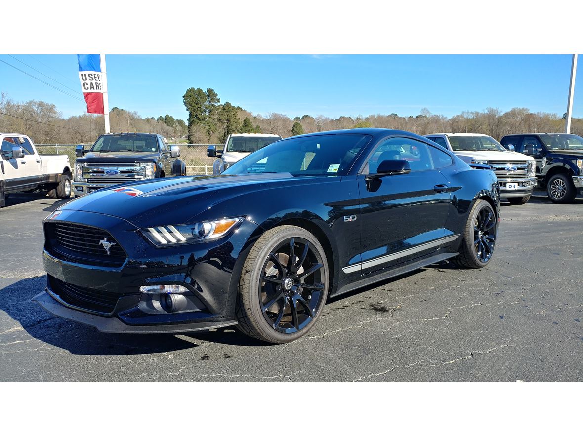 2017 Ford Mustang for sale by owner in Stonewall