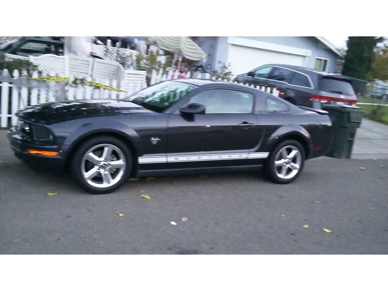 2009 Ford mustang 45th anniversary car for sale by owner in Suisun City