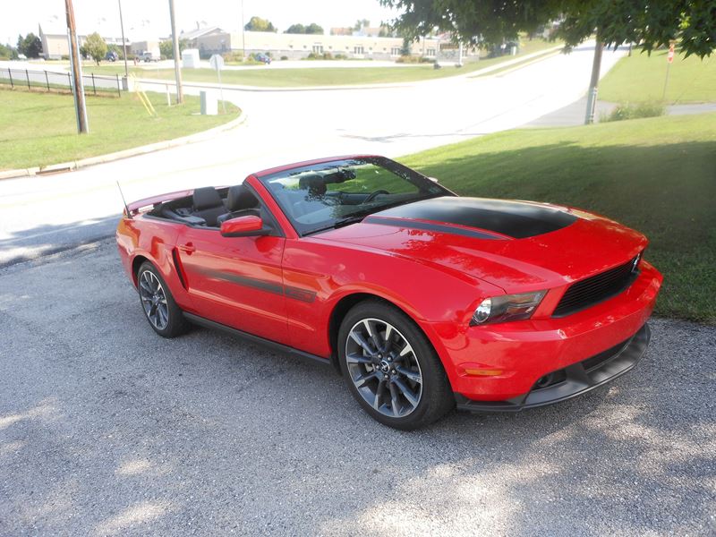 2012 Ford Mustang GT/CS for sale by owner in Red Lion
