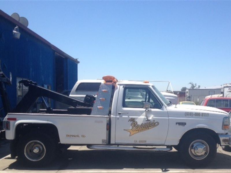 1998 Ford Super Duty Tow Truck for sale by owner in HAYWARD