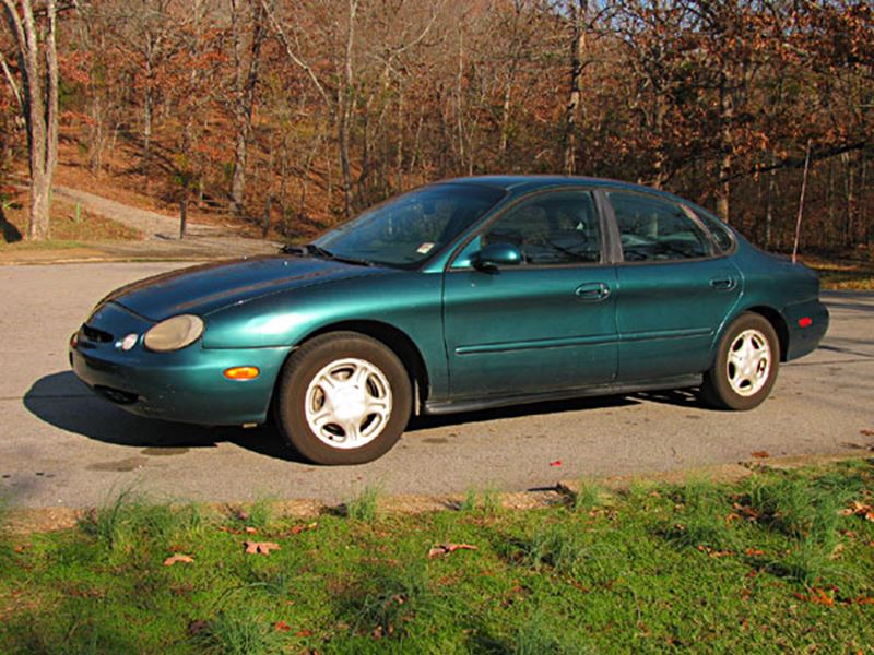 1996 Ford Taurus for sale by owner in Pounding Mill