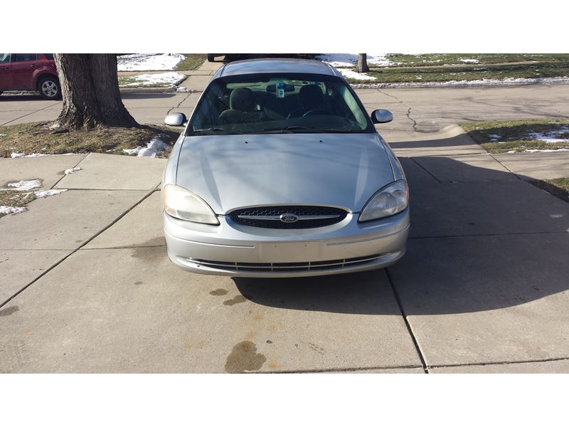 2001 Ford Taurus for sale by owner in DEARBORN HEIGHTS
