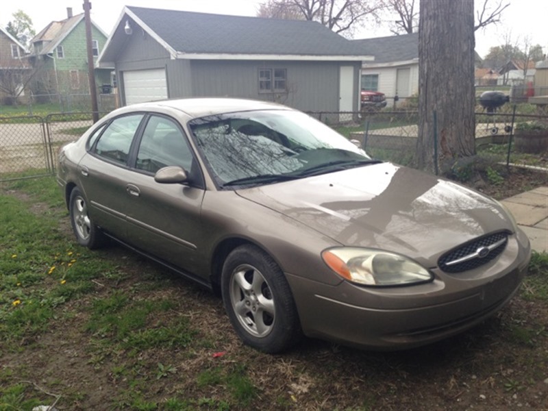 2002 Ford Taurus for sale by owner in TOLEDO
