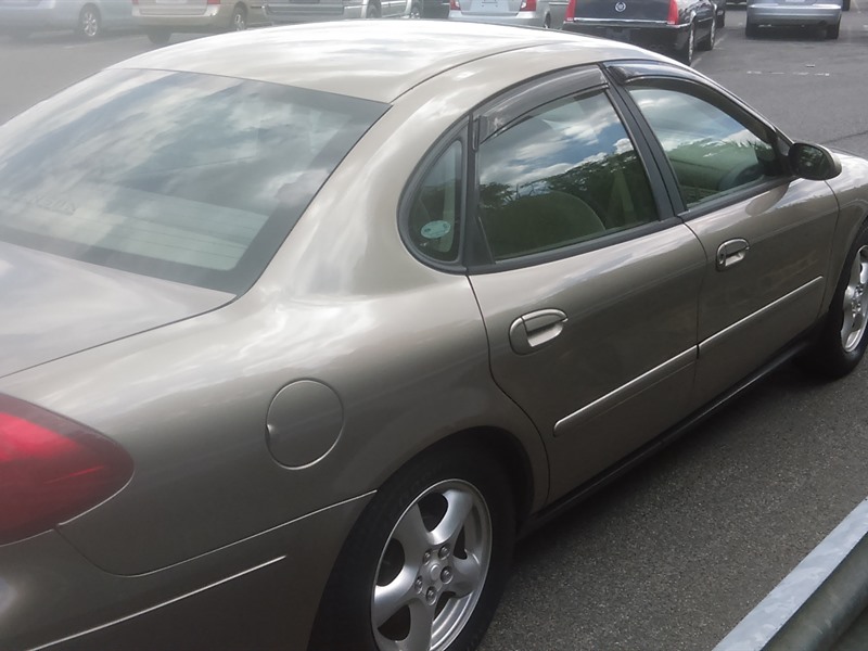 2002 Ford Taurus for sale by owner in BALTIMORE