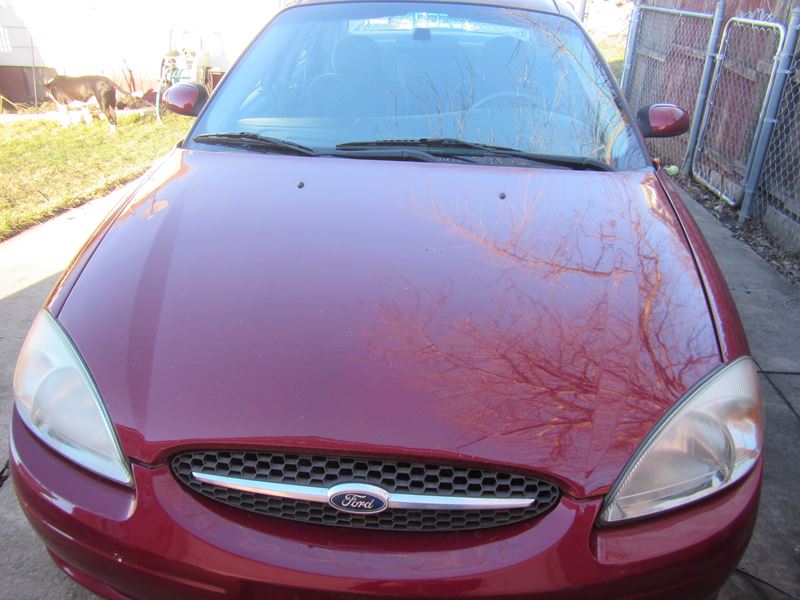 2003 Ford Taurus for sale by owner in ALLEN PARK