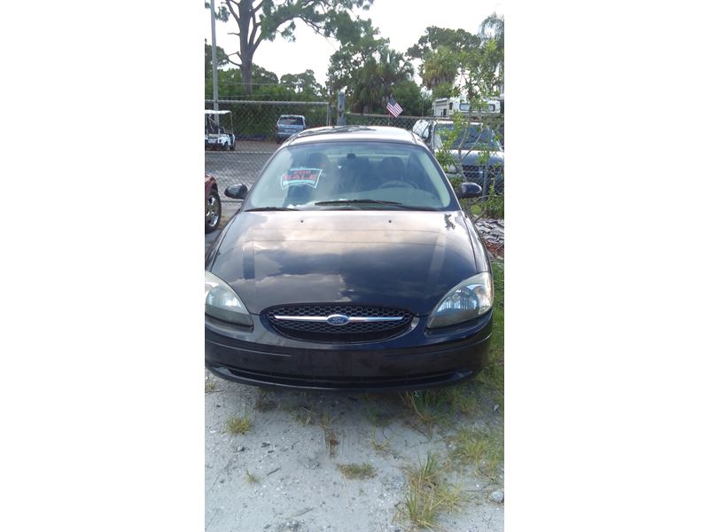 2003 Ford Taurus for sale by owner in Fort Pierce