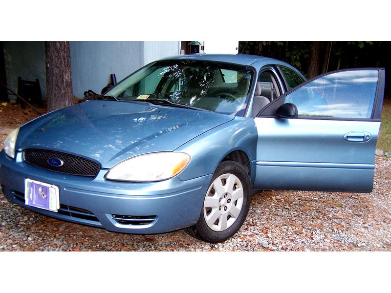 2005 Ford Taurus for sale by owner in Powhatan