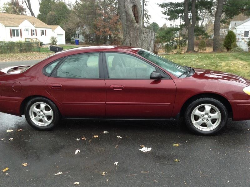 2006 Ford Taurus for sale by owner in SPRINGFIELD