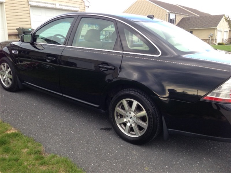 2008 Ford Taurus for sale by owner in CARLISLE