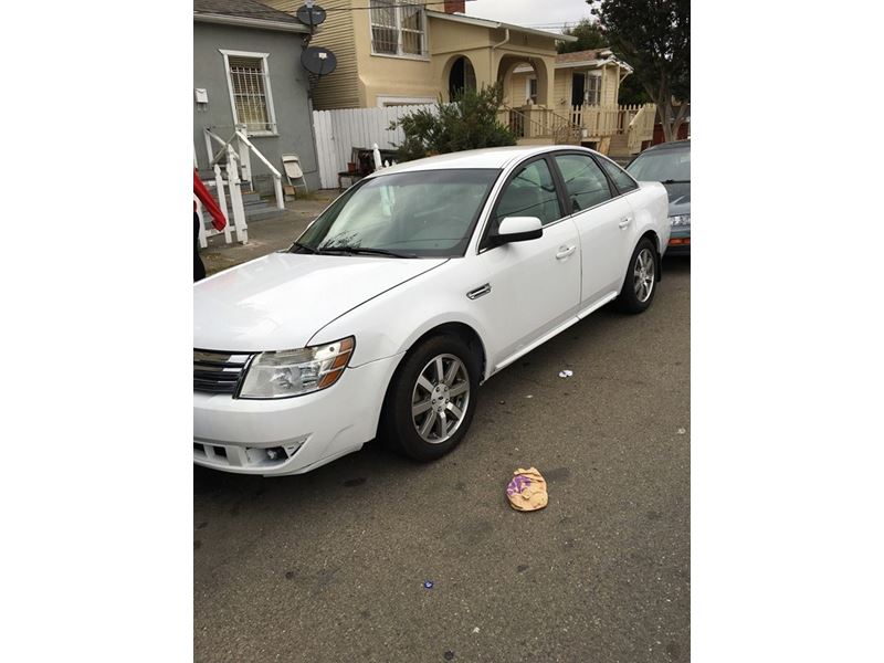 2008 Ford Taurus for sale by owner in Oakland