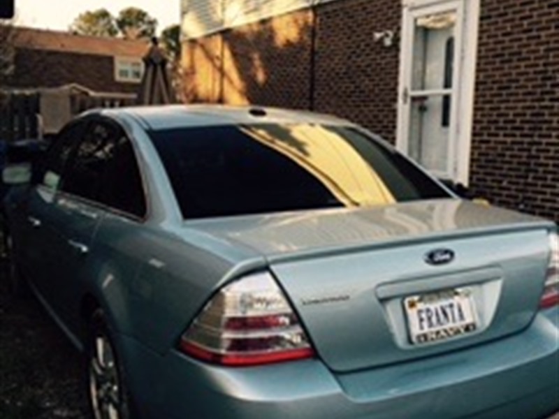 2009 Ford Taurus for sale by owner in VIRGINIA BEACH