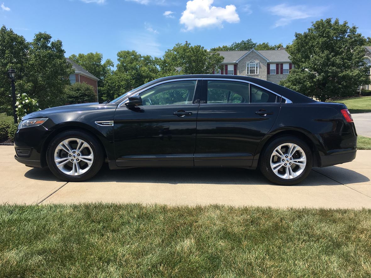 2014 Ford Taurus for sale by owner in West Chester