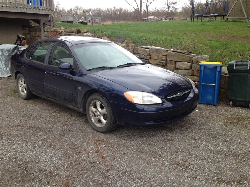 2000 Ford Taurus SES for sale by owner in NEW GALILEE